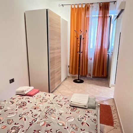 Apartment Izola Šukalo Bagian luar foto